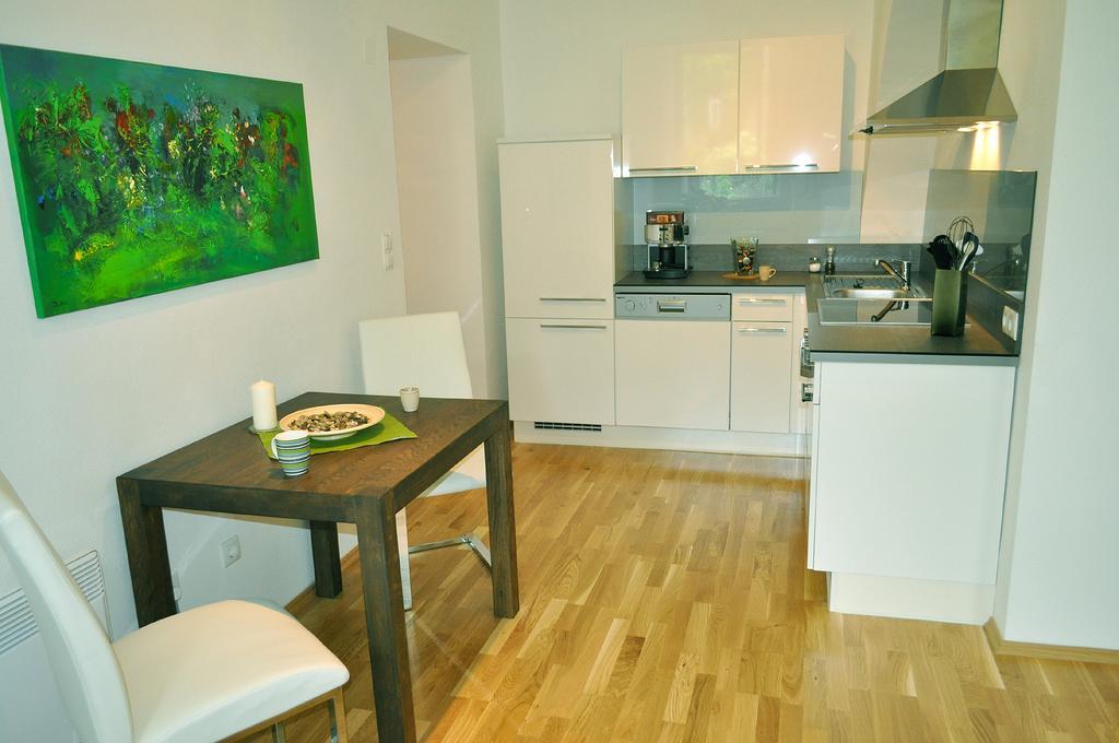 Ferienwohnung Im Univiertel Mit Garten Graz Zewnętrze zdjęcie